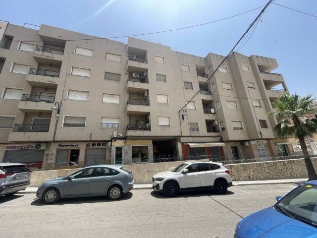 Piso en Venta en Macael