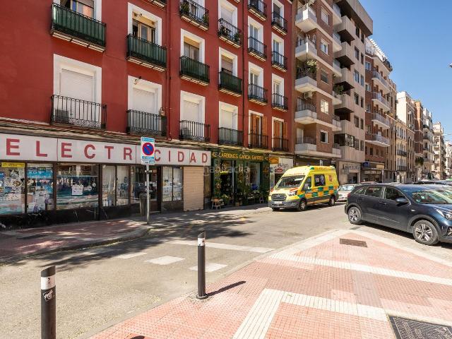 Piso en venta en Madrid, Trafalgar. Piso 3 dormitorios 2 baños zona Trafalgar. Pisos.