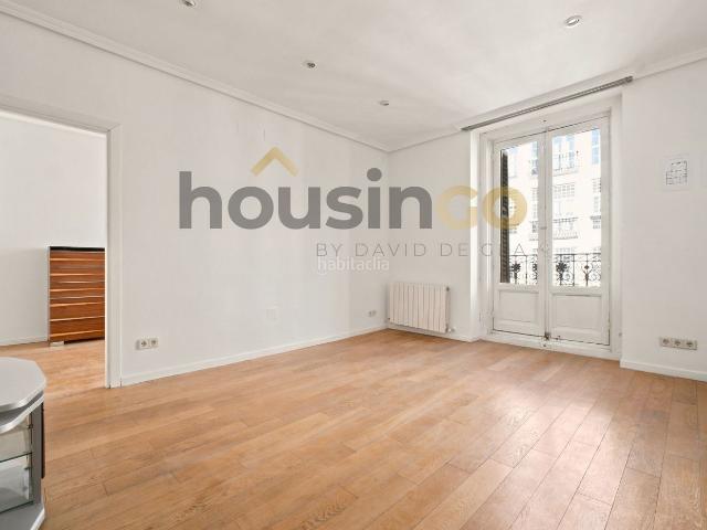 Piso en venta en Madrid, Trafalgar. Piso en venta en Calle de Juan de Austria. Pisos.