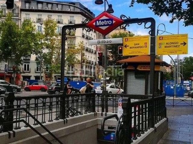Piso en venta en Madrid, Trafalgar. Pisos.