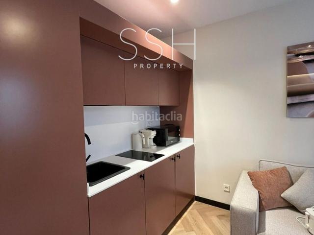 Piso en venta en Madrid, Universidad Malasaña. Apartamento tipo estudio de alta gama. Pisos.
