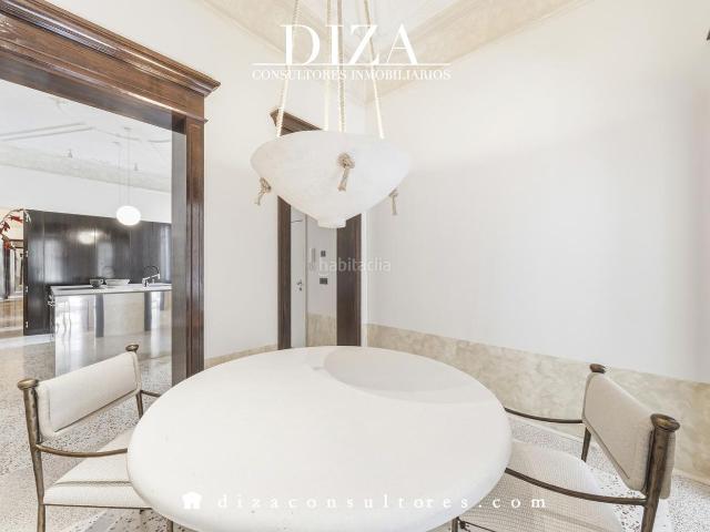 Piso en venta en Madrid, Universidad Malasaña. Estupendo apartamento reformado en Justicia. Pisos.