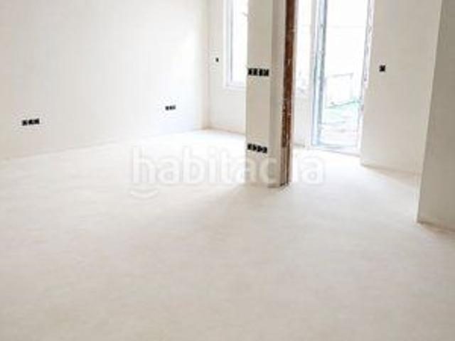 Piso en venta en Madrid, Universidad Malasaña. Loft Despacho en el Corazón de Madrid. Pisos.