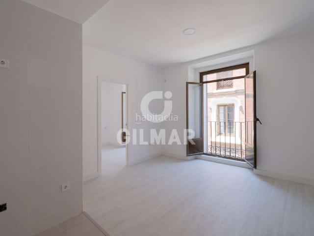 Piso en venta en Madrid, Universidad Malasaña. Se vende esta magnífica vivienda exterior situada en una de las calles con más personalidad y proyección del centro de Madrid. Un. Pisos.