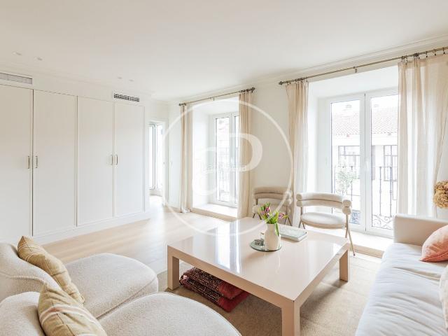 Piso en venta en Madrid, Universidad Malasaña. Piso en venta en Glorieta Ruiz Jiménez. Pisos.