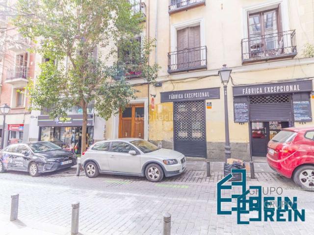 Piso en venta en Madrid, Universidad Malasaña. PISO EN CUARTA PLANTA DE UNA FINCA HISTORICA CON ASCENSOR, CON 66 M2, DISTRIBUIDO EN DOS DORMITORIOS EN LA CALLE VALVERDE JUNTO A. Pisos.