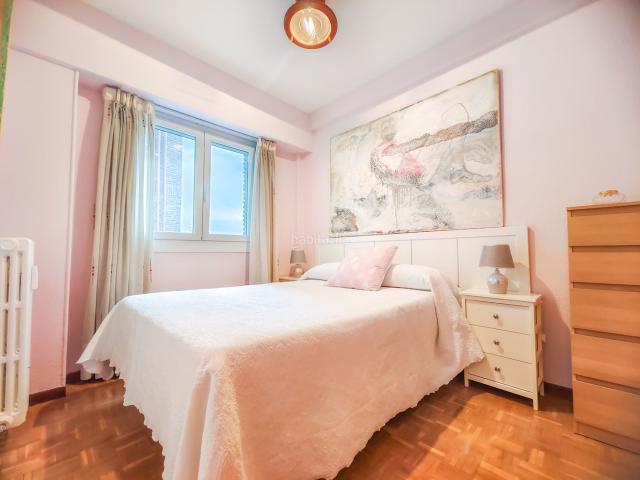 Piso en venta en Madrid, Valdeacederas. Bravo Murillo. Pisos.
