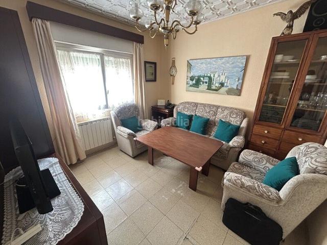 Piso en venta en Madrid, Valdeacederas. GLOBALPISO TETUÁN VENDE EN EXCLUSIVA fantástica oportunidad a escasos metros de cBravo Murillo.Esta vivienda se encuentra en una s. Pisos.