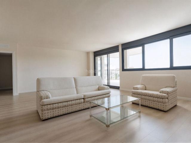 Piso en venta en Madrid, Valdebebas Valdefuentes. Luz, amplitud y vistas abiertas en una de las mejores urbanizaciones de Valdebebas. Pisos.