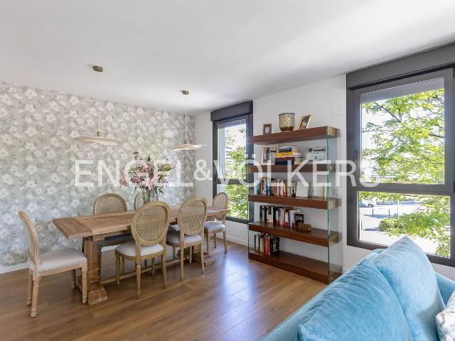 Piso en venta en Madrid, Valdebebas Valdefuentes. Magnífica vivienda seminueva con terraza en Valdebebas. Pisos.