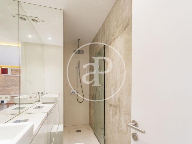 Piso en venta en Madrid, Vallehermoso. Atico en venta en Andrés Mellado. Pisos.
