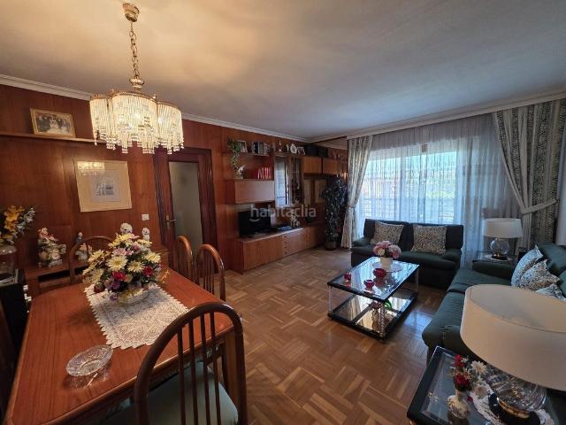 Piso en venta en Madrid, Ventas. Piso en venta en Avenida del Marqués de Corbera 6, Madrid. Pisos.