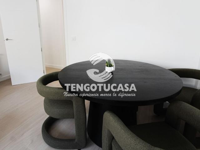 Piso en venta en Madrid, Ventas. Piso en venta en Calle de San Emilio, 9. Pisos.
