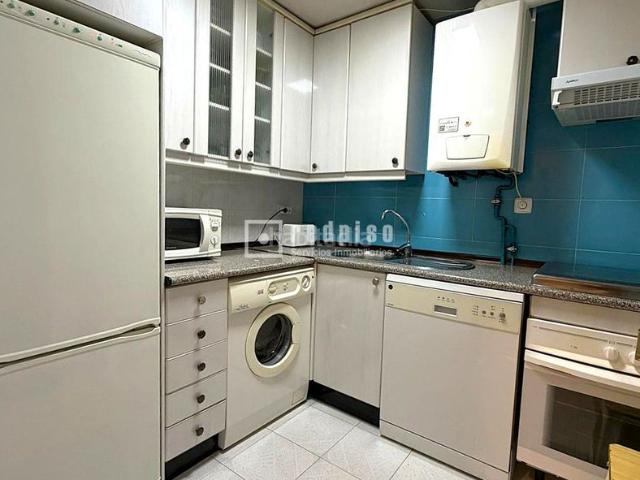 Piso en venta en Madrid, Vinateros. BAJO EXTERIOR, EXCELENTE UBICACIÓN EN PERFECTO ESTADO. Pisos.