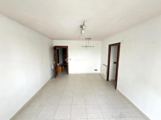 Piso en venta en Madrid, Vinateros. Piso en venta en Madrid. Pisos.