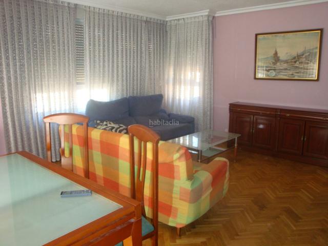 Piso en venta en Madrid, Villaverde Alto. 3 dormitorios, calefacción de gas natural, aire acondicionado. Pisos.
