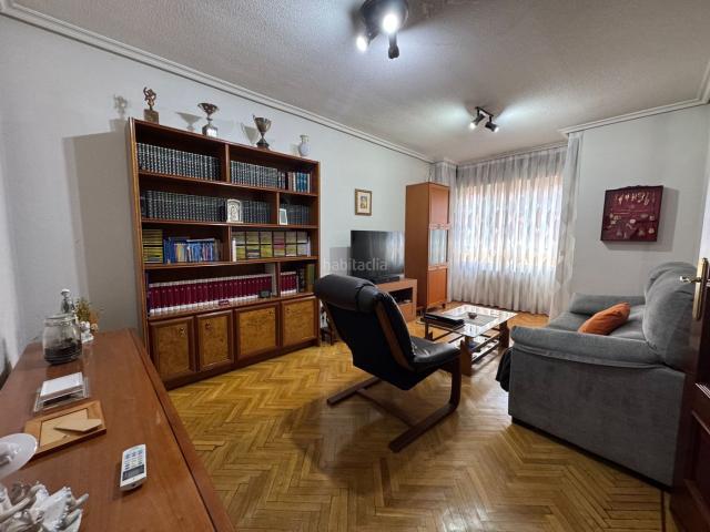 Piso en venta en Madrid, Villaverde Alto. *DONPISO VILLAVERDE VENDE EN EXCLUSIVA*. Pisos.
