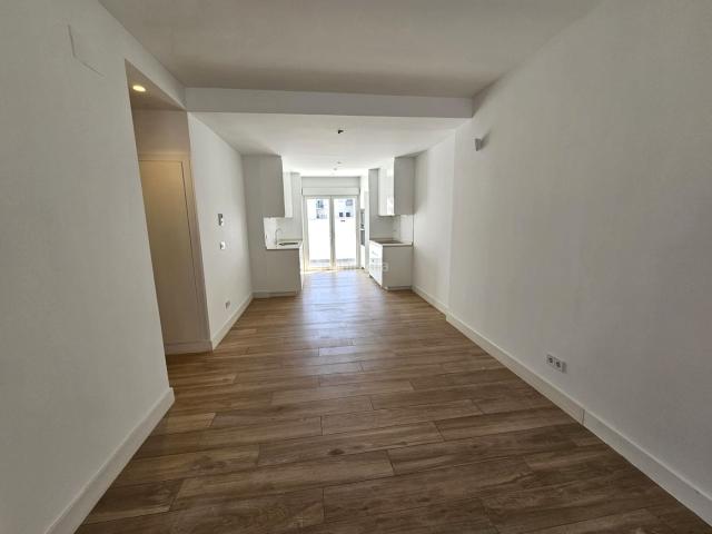 Piso en venta en Madrid, Villaverde Alto. Piso Exterior totalmente reformado. Pisos.