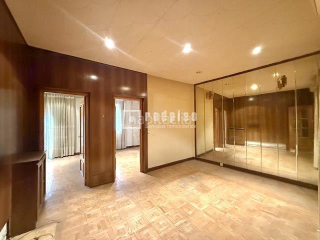 Piso en venta en Madrid, Villaverde Alto. Pisos.