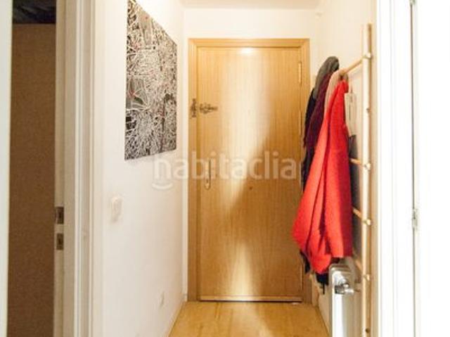 Piso en venta en Madrid, Vista Alegre. GLOBALPISO VISTA ALEGRE VENDE EN EXCLUSIVA piso exterior de 50 msup2 en primera planta con ascensor y plaza de garaje.Destaca por. Pisos.