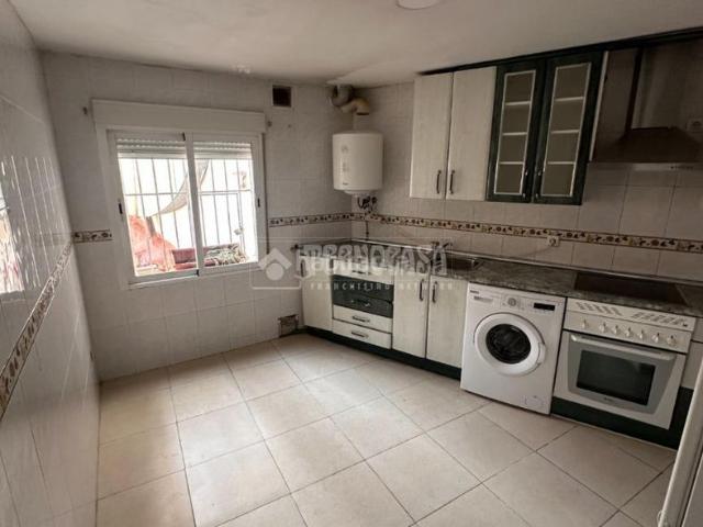 Piso en venta en Madrid, Vista Alegre. Piso en venta en Madrid. Pisos.