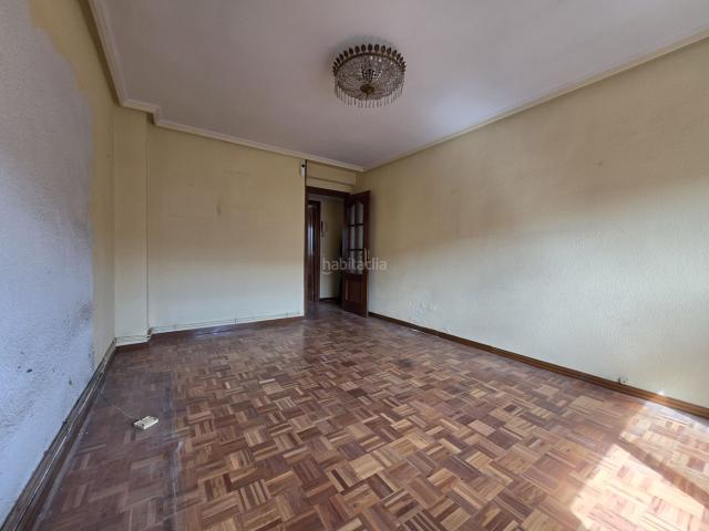 Piso en venta en Madrid, Vista Alegre. Pisos.