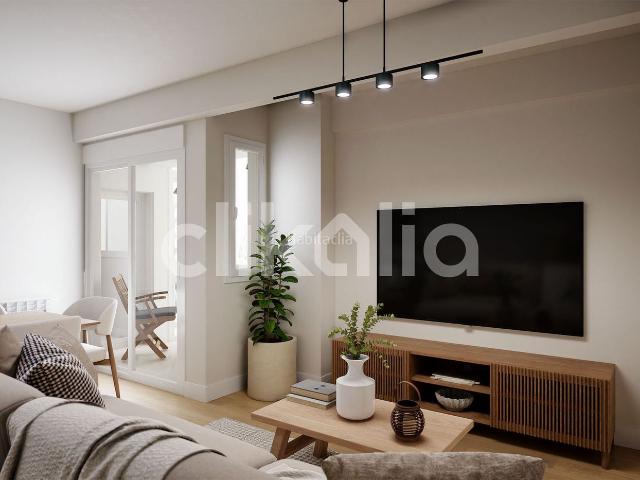 Piso en venta en Madrid, Vista Alegre. Pisos.