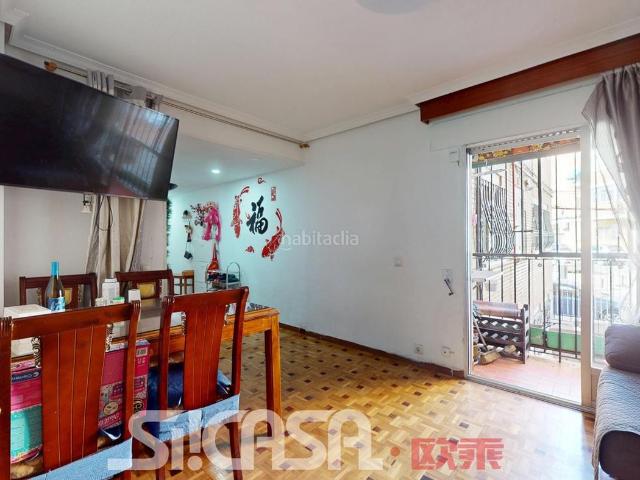 Piso en venta en Madrid, Vista Alegre. Pisos.