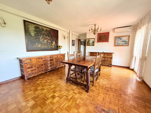 Piso en venta en Madrid, Vista Alegre. Pisos.