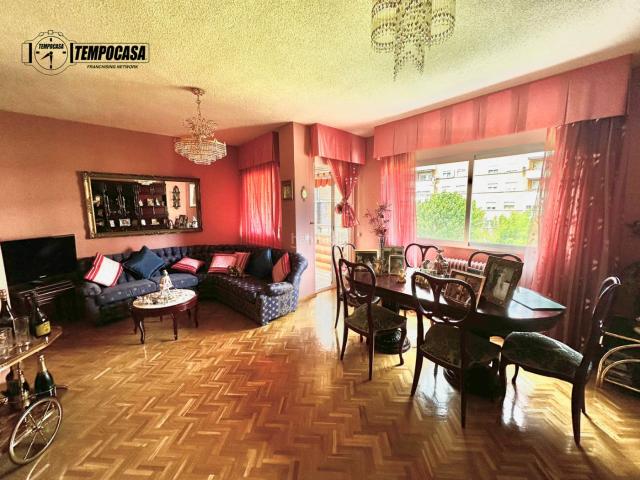 Piso en venta en Madrid, Vista Alegre. Pisos.