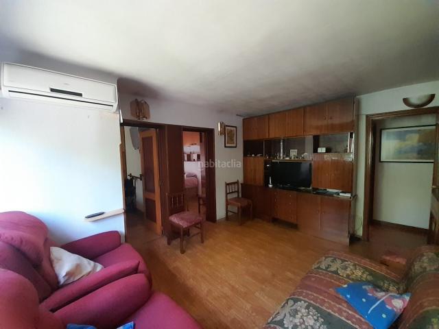 Piso en venta en Madrid, Zofío. 3 dormitorios, ascensor trastero despensa calefaccion aire. Pisos.