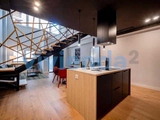 Piso en venta en Madrid, Acacias. Piso en Acacias, 133 m2, 2 dormitorios, 2 baxF1os, 540.000 euros. Pisos.
