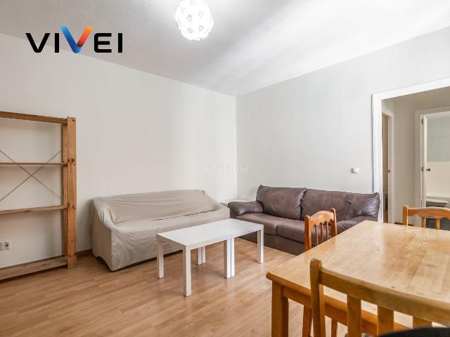 Piso en venta en Madrid, Acacias. Pisos.