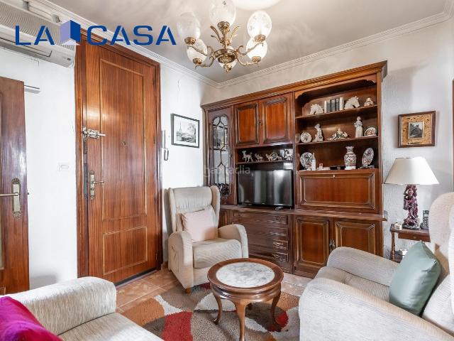 Piso en venta en Madrid, Acacias. Pisos.