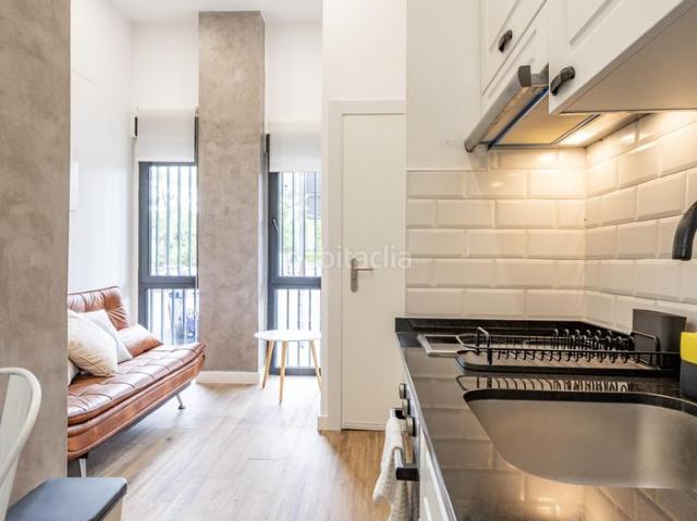 Piso en venta en Madrid, Acacias. Pisos.