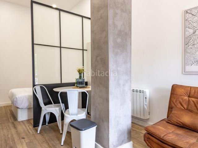 Piso en venta en Madrid, Acacias. Pisos.