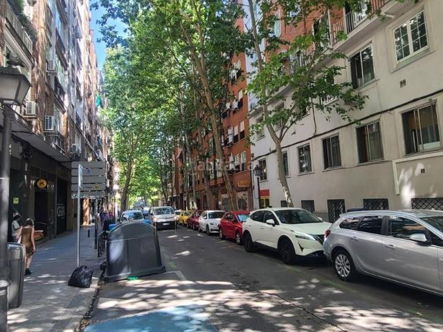 Piso en venta en Madrid, Acacias. VENTA DE LA NUDA PROPIEDAD EN CHOPERA. PRODUCTO PARA INVERSIÓN. Pisos.