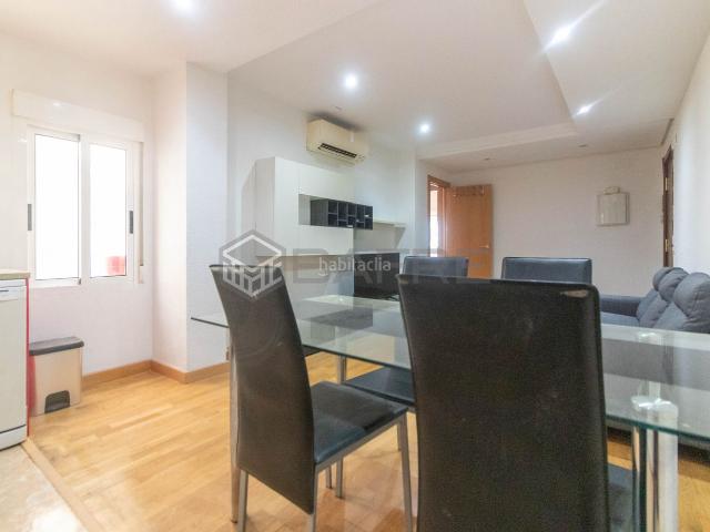 Piso en venta en Madrid, Adelfas. Pisos.