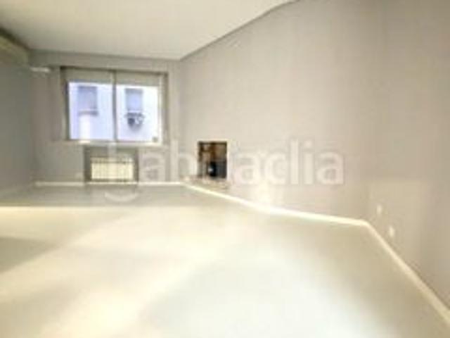 Piso en venta en Madrid, Almagro. Piso en venta en Chamberí Almagro, 2 dormitorios. Pisos.