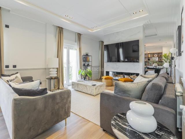 Piso en venta en Madrid, Almagro. Pisos.