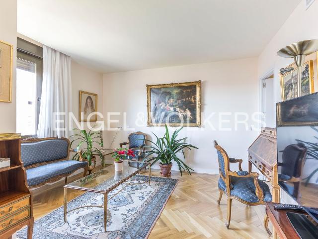 Piso en venta en Madrid, Almagro. Propiedad en la mejor zona de Almagro. Pisos.