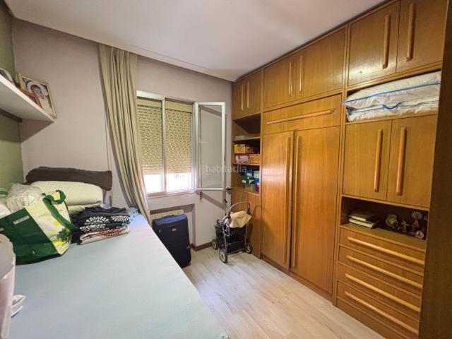 Piso en venta en Madrid, Almendrales. Pisos.