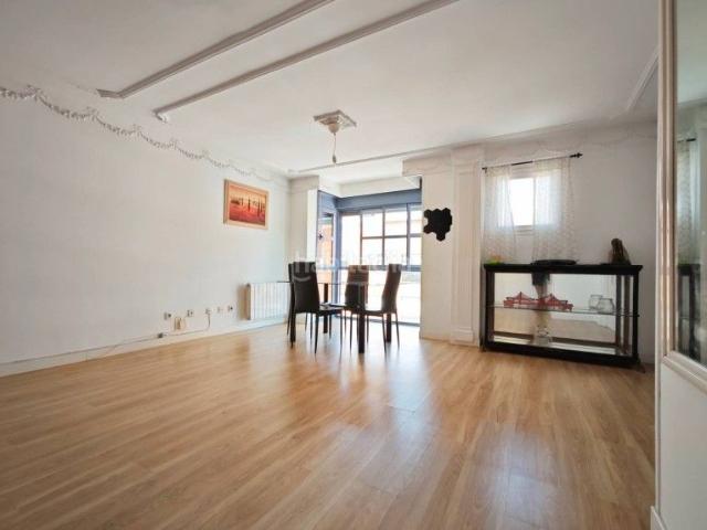 Piso en venta en Madrid, Alameda de Osuna. Piso en venta en Alameda Osuna Madrid Madrid. Pisos.