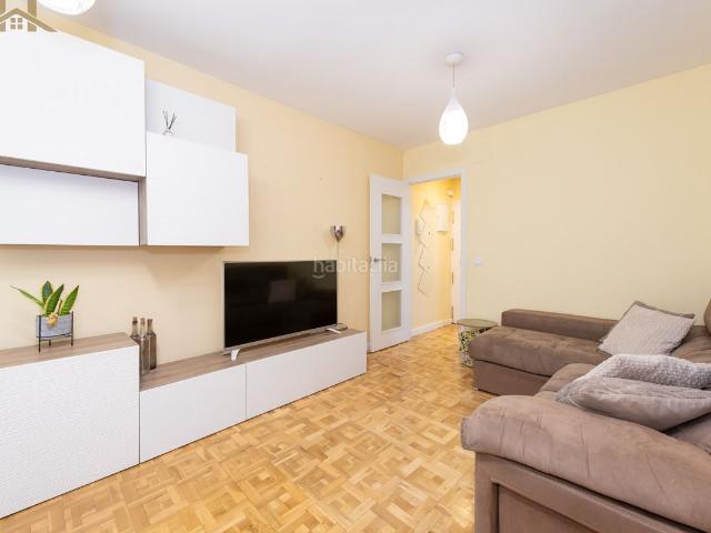 Piso en venta en Madrid, Aluche. PRECIOSO PISO REFORMADO PRÓXIMO A TODOS LOS SERVICIOS. Pisos.