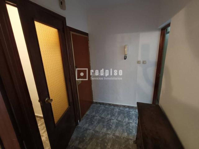 Piso en venta en Madrid, Aluche. TU NUEVO HOGAR TE ESPERA EN CALLE ILLESCAS!. Pisos.