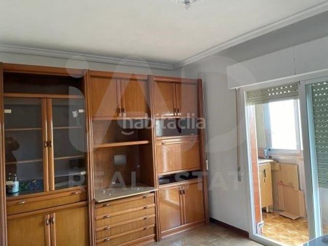 Piso en venta en Madrid, Ambroz. Pisos.
