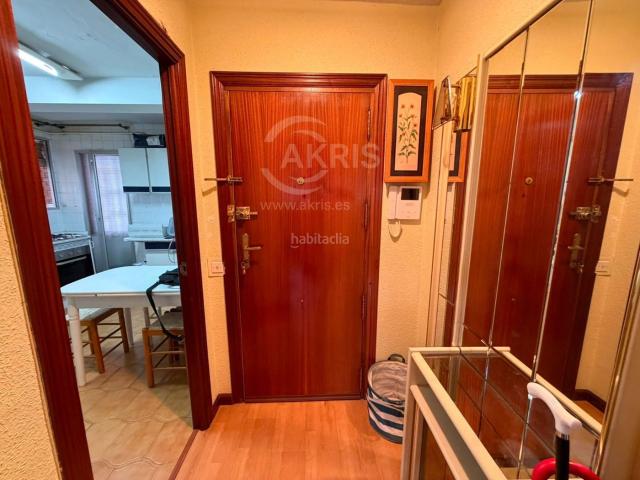 Piso en venta en Madrid, Amposta. Piso luminoso de 3 habitaciones en zona tranquila. Pisos.
