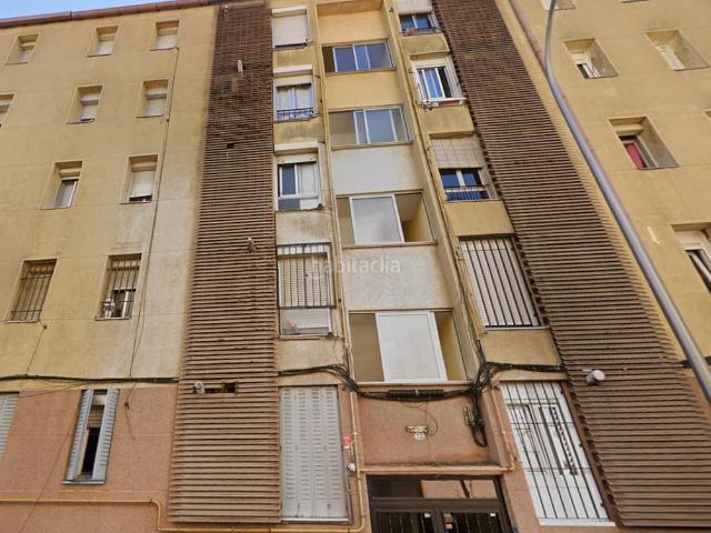 Piso en venta en Madrid, Amposta. Pisos.
