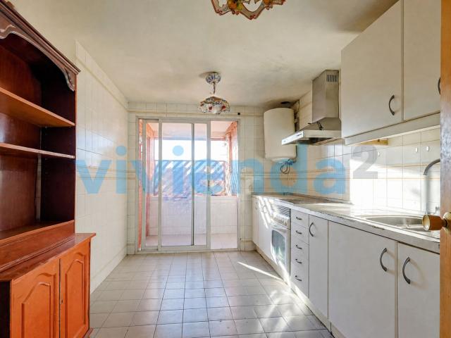 Piso en venta en Madrid, Apóstol Santiago. Piso en ApxF3stol Santiago, 127 m2, 3 dormitorios, 2 baxF1os, 545.200 euros. Pisos.
