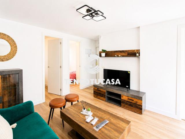 Piso en venta en Madrid, Arcos. Piso en venta en Calle Ceramistas 11. Pisos.